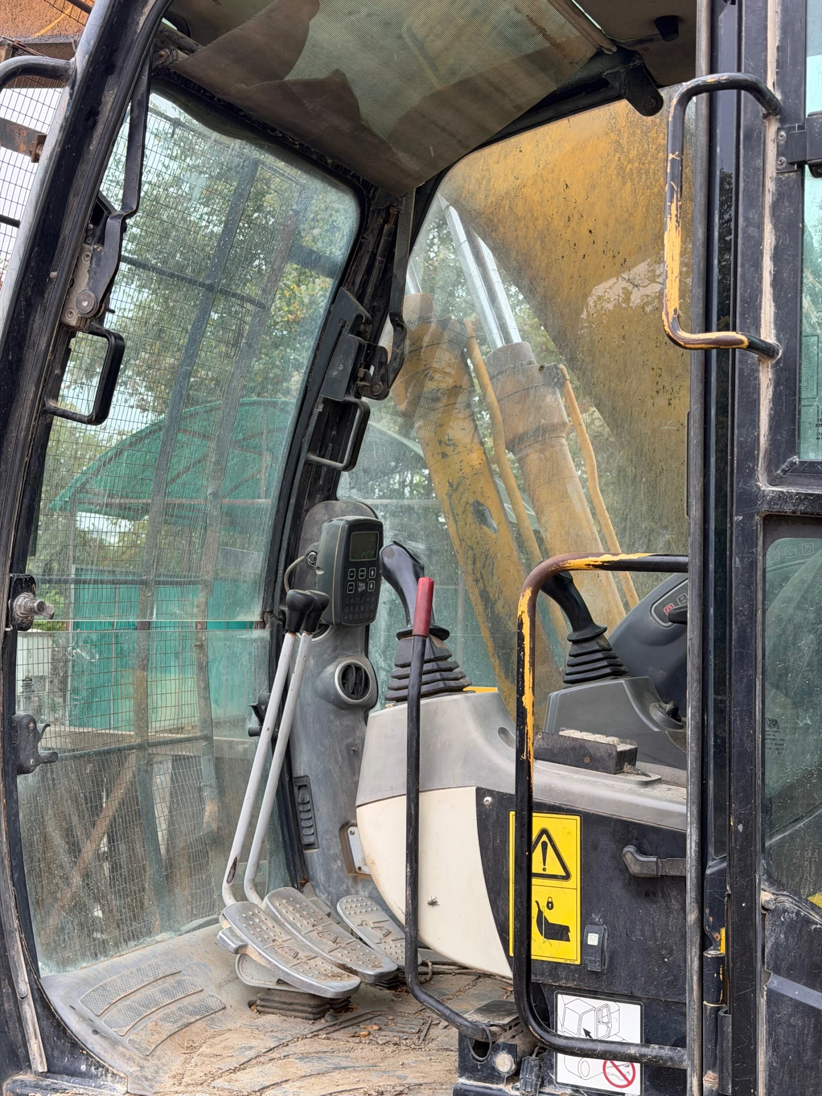 Багер JCB 130, снимка 5 - Индустриална техника - 56608186