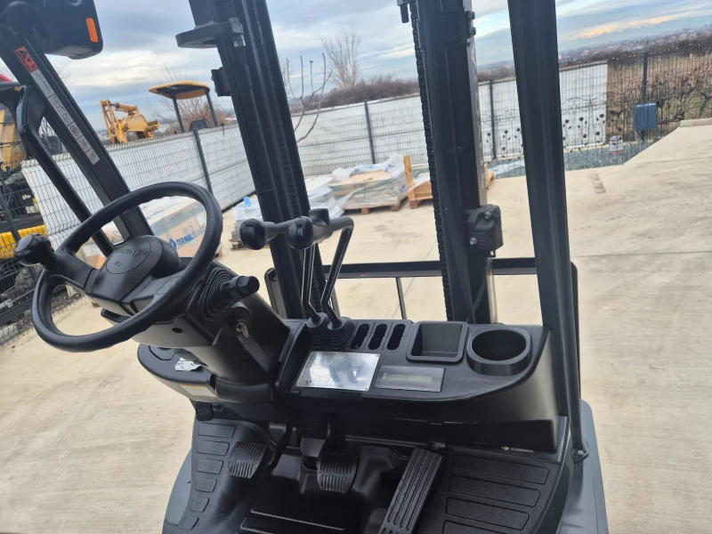 Мотокар Toyota 1.8 тона / АВТОМАТ / ГАЗ+ БЕНЗИН / ПЕРФЕКТЕН !, снимка 11 - Индустриална техника - 53085522