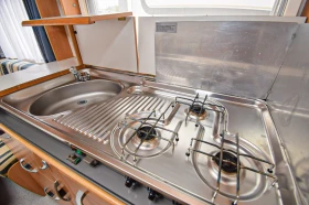 Каравана HYMER / ERIBA SWING 532, снимка 10