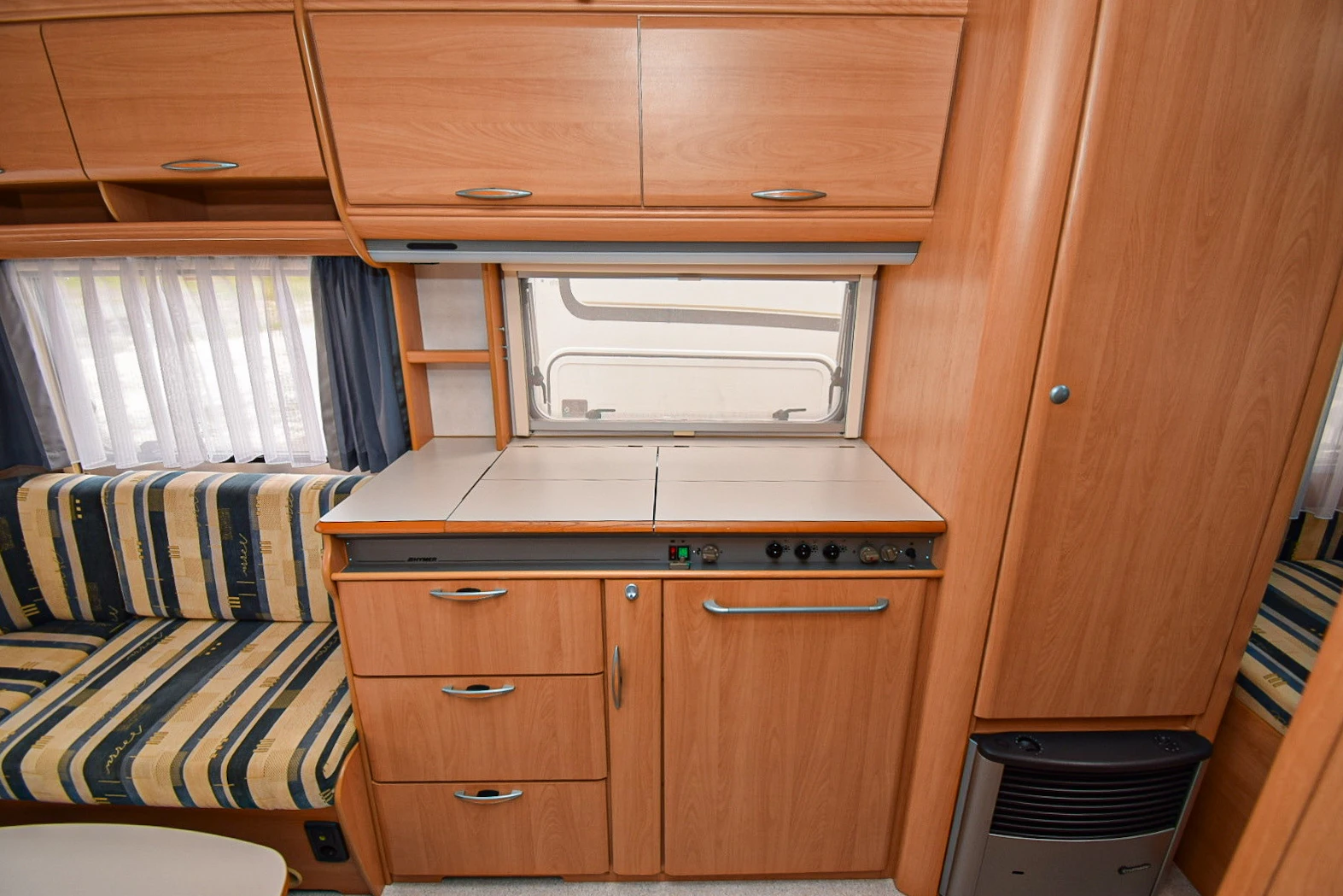 �������� HYMER / ERIBA SWING 532 | Mobile.bg � ����������� 9