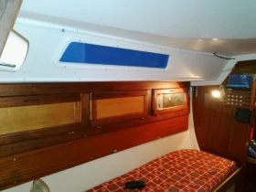 Ветроходна лодка Dufour 24, снимка 8