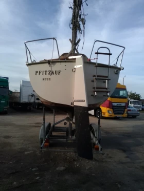 Ветроходна лодка Dufour 24, снимка 3