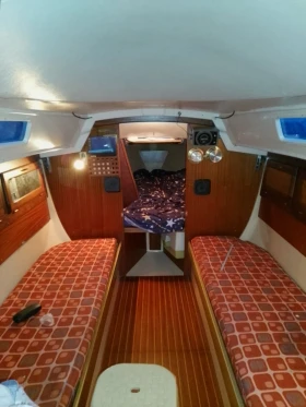 Ветроходна лодка Dufour 24, снимка 9