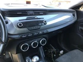 Alfa Romeo Giulietta 1.6 JTDm-2, снимка 12