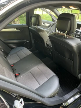 Mercedes-Benz C 220, снимка 9