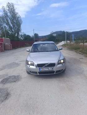  Volvo S40