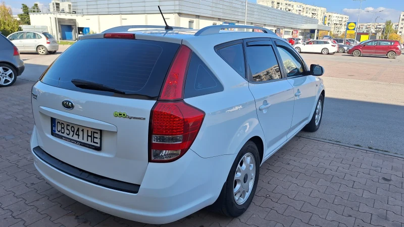 Kia Ceed 1.4, снимка 4 - Автомобили и джипове - 47818842