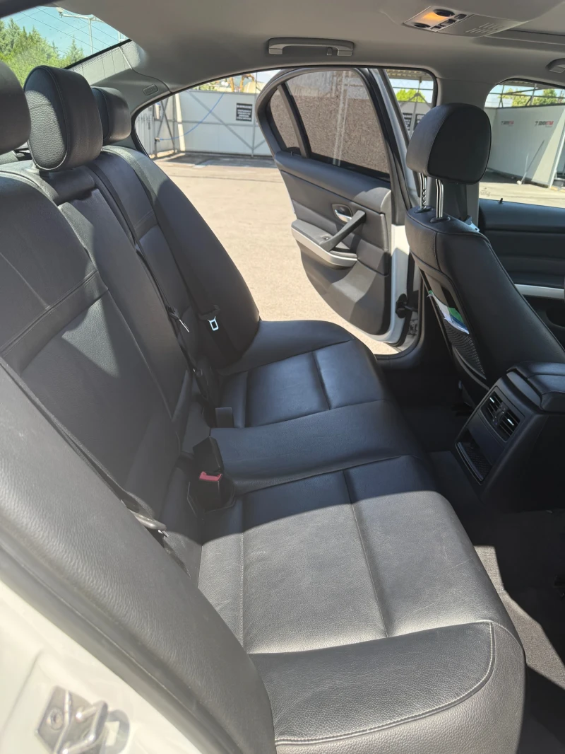 BMW 320 Xdrive, снимка 6 - Автомобили и джипове - 52331136