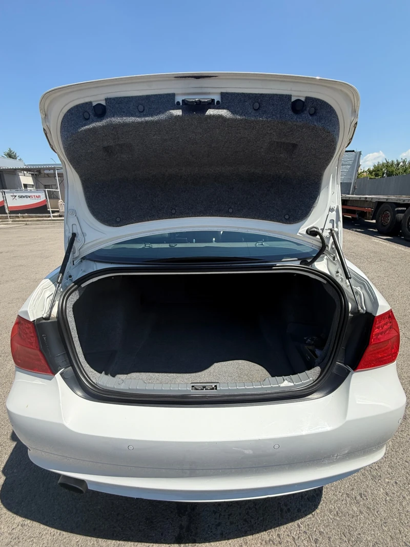 BMW 320 Xdrive, снимка 7 - Автомобили и джипове - 52331136