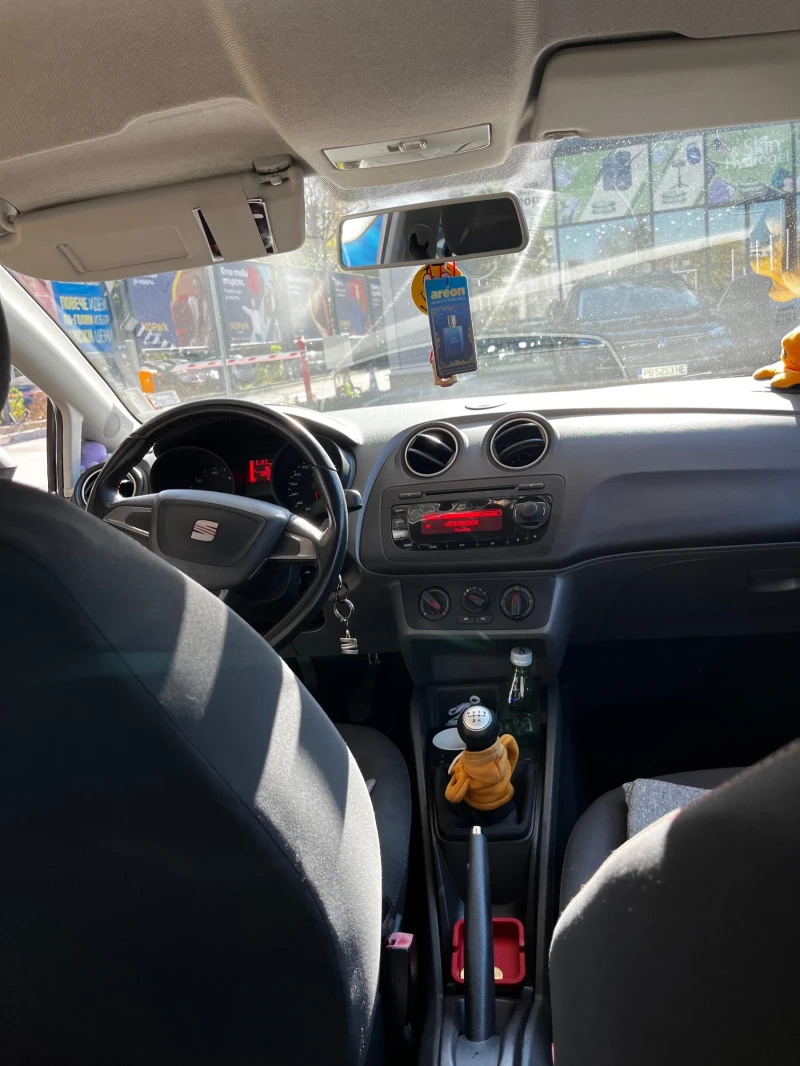 Seat Ibiza, снимка 10 - Автомобили и джипове - 52486376