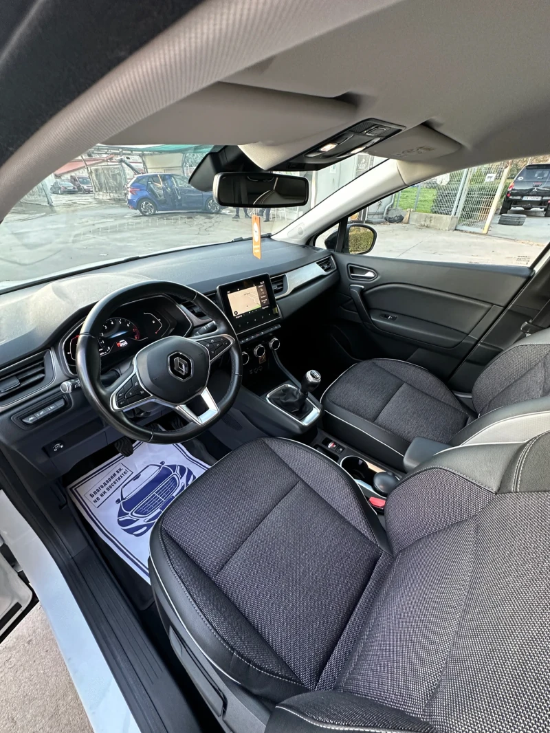 Renault Captur TCe 100 LPG Intens, снимка 10 - Автомобили и джипове - 52611982