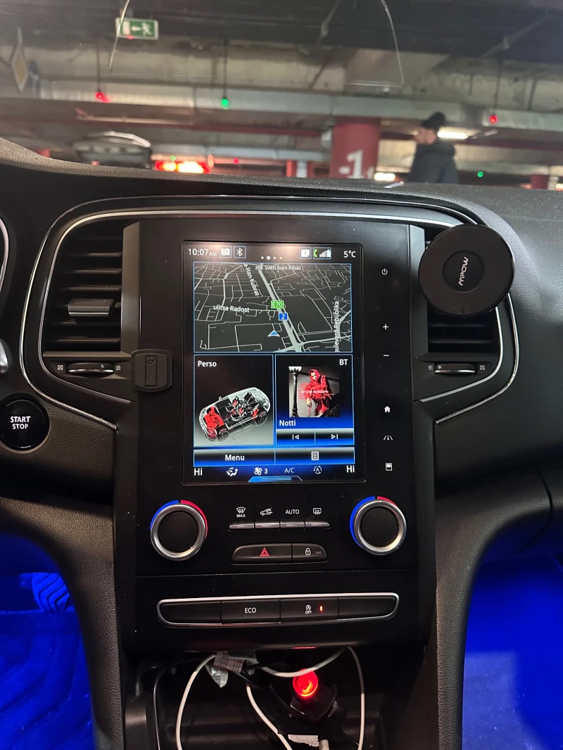 Renault Megane, снимка 6 - Автомобили и джипове - 52495455