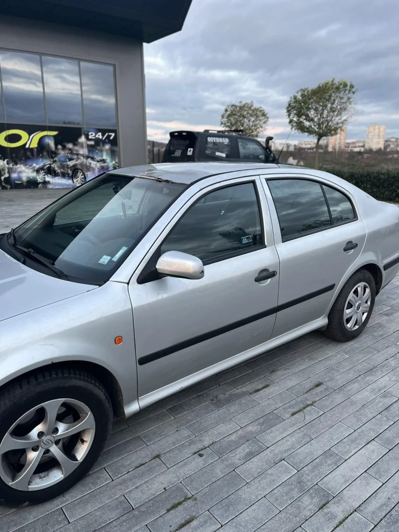 Skoda Octavia 1.9 TDI, снимка 2 - Автомобили и джипове - 52697941