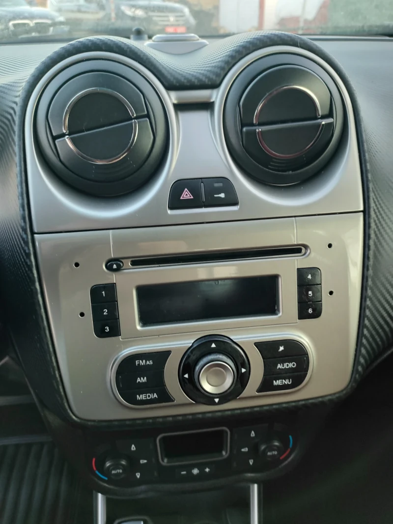 Alfa Romeo MiTo 1.4i-135ks.Italia, снимка 10 - Автомобили и джипове - 53444802