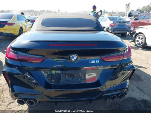 BMW M8 РЕАЛНИ КИЛОМЕТРИ/СЕРВИЗНА ИСТОРИЯ , снимка 2 - Автомобили и джипове - 48130063