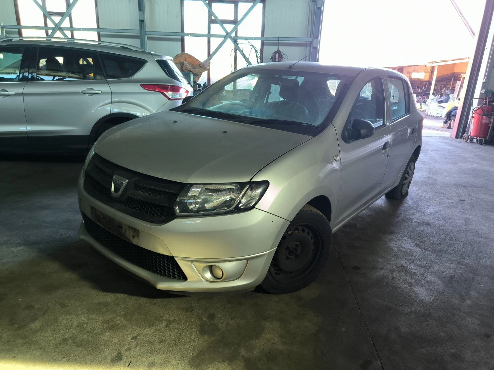 Dacia Sandero 0.900tce - изображение 3