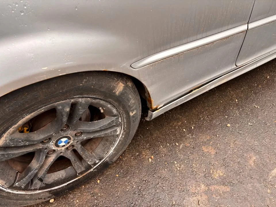 BMW 323  - изображение 10