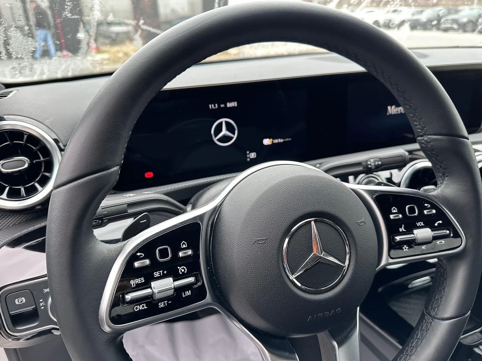 Mercedes-Benz A 250 E - изображение 4