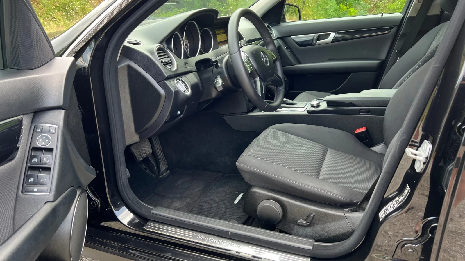 Mercedes-Benz C 180 | Mobile.bg   17