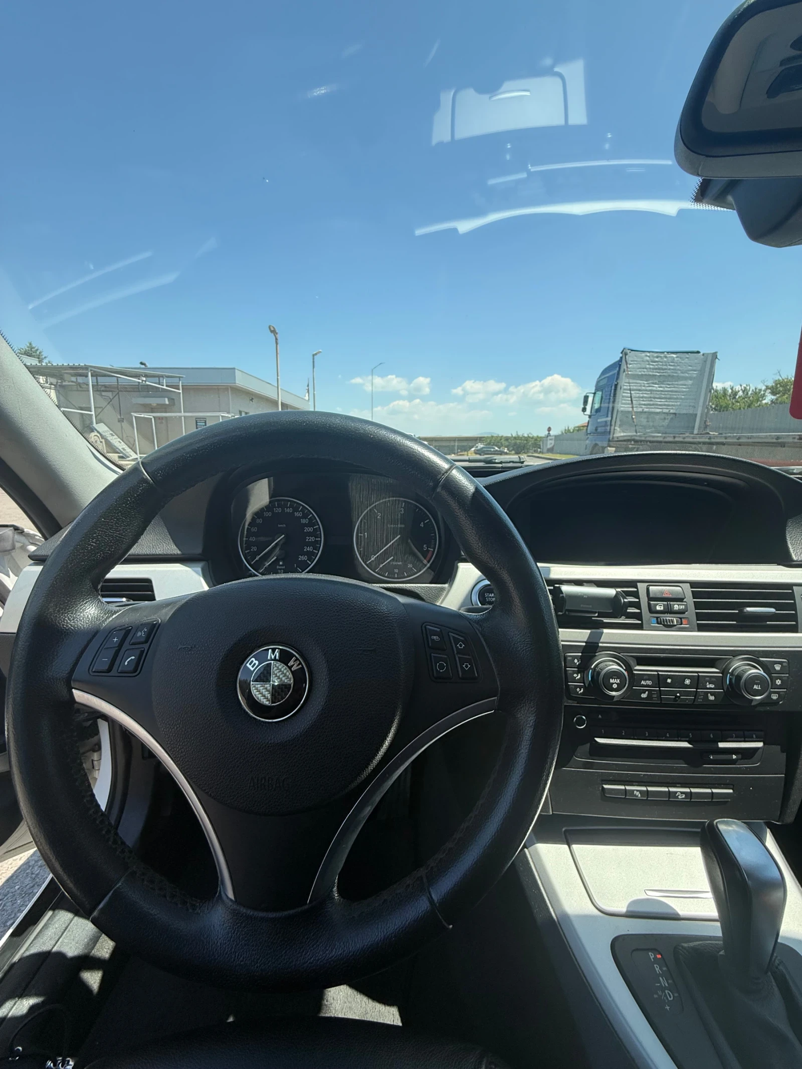 BMW 320 Xdrive - изображение 4