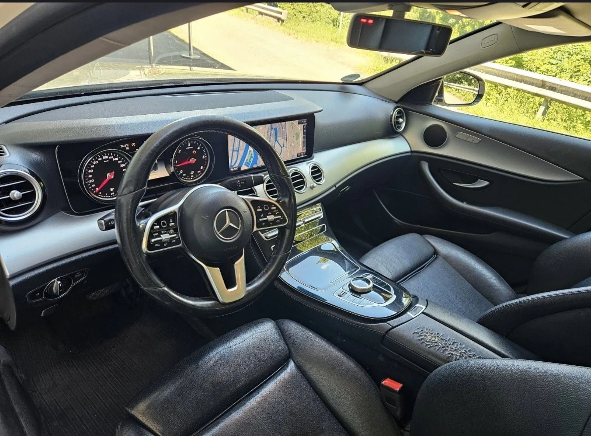 Mercedes-Benz E 200  - изображение 4