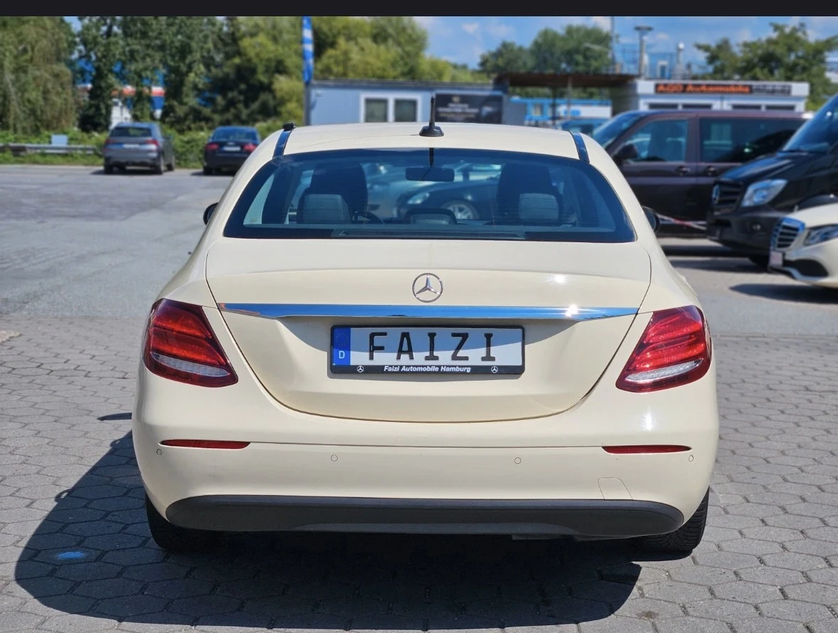 Mercedes-Benz E 200  - изображение 3