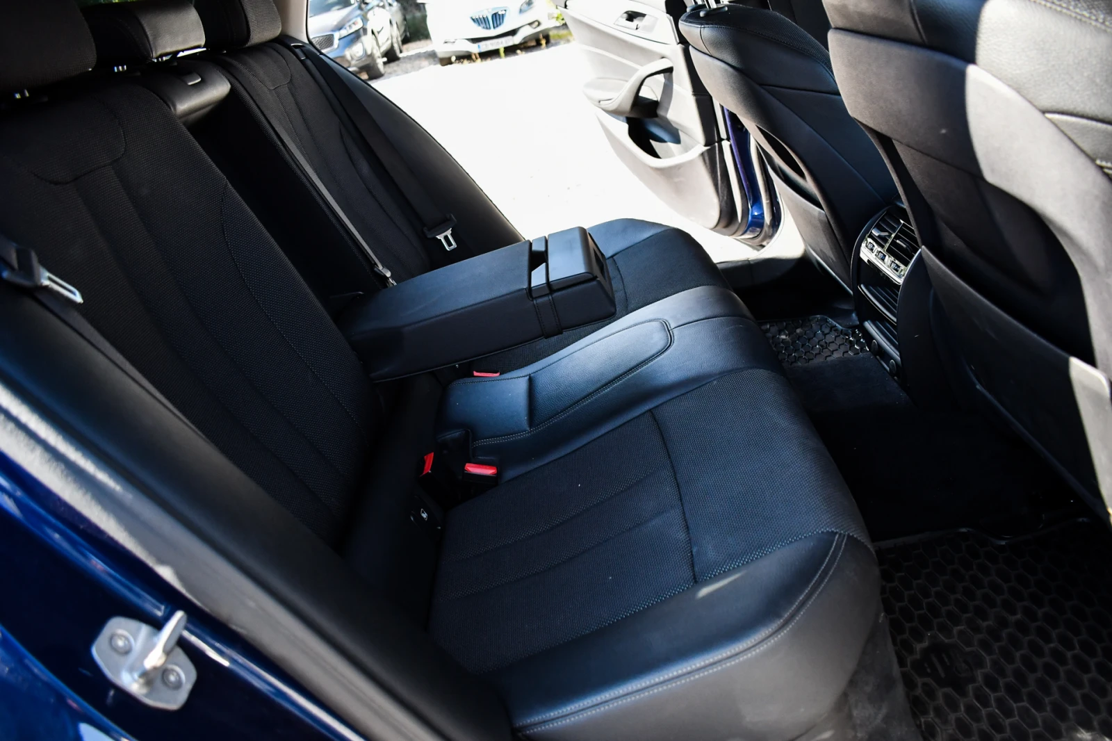 BMW 530 d Sport Line Touring с гаранция в BMW - изображение 10