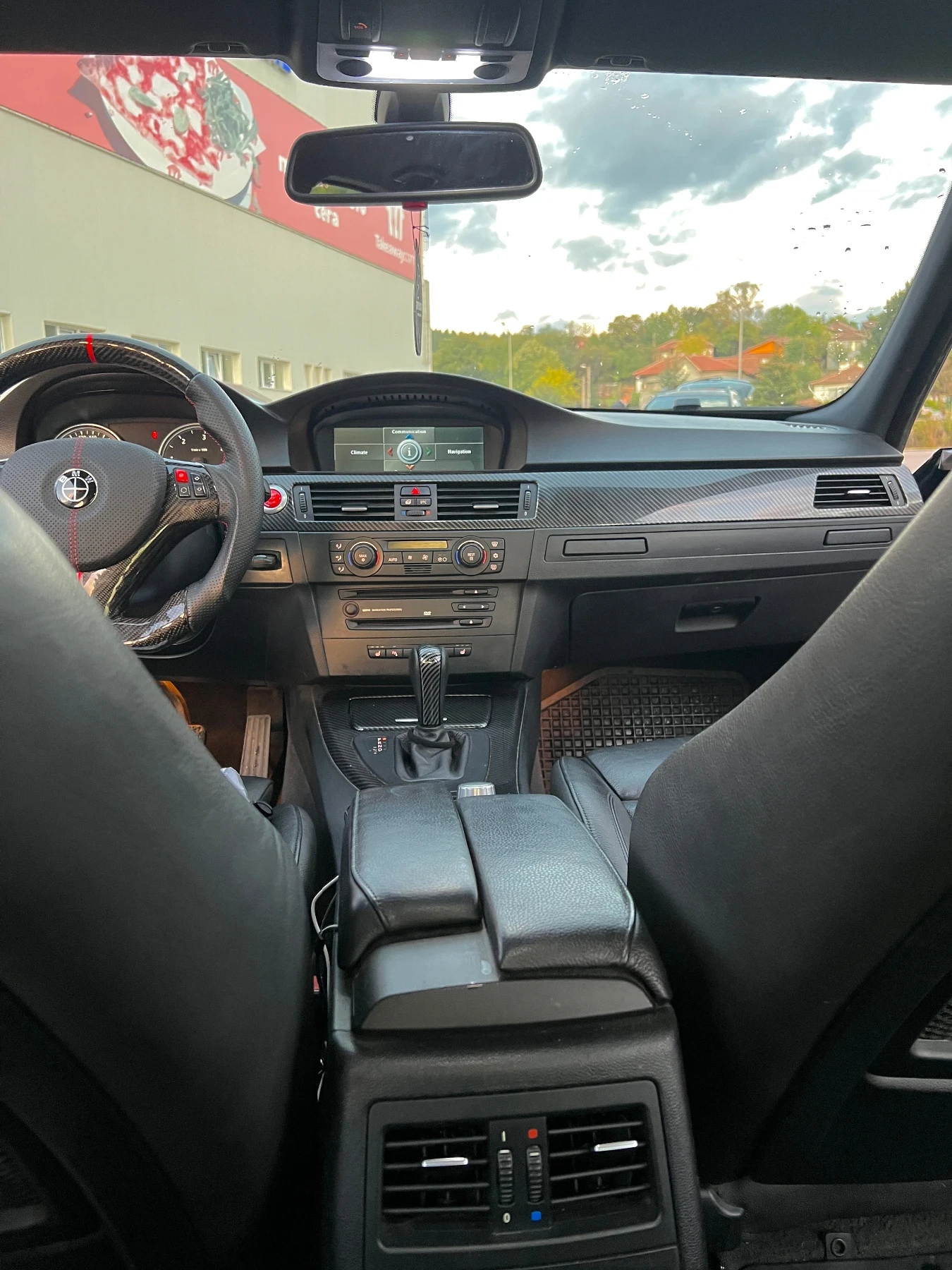 BMW 330 Xdrive E90 - изображение 8