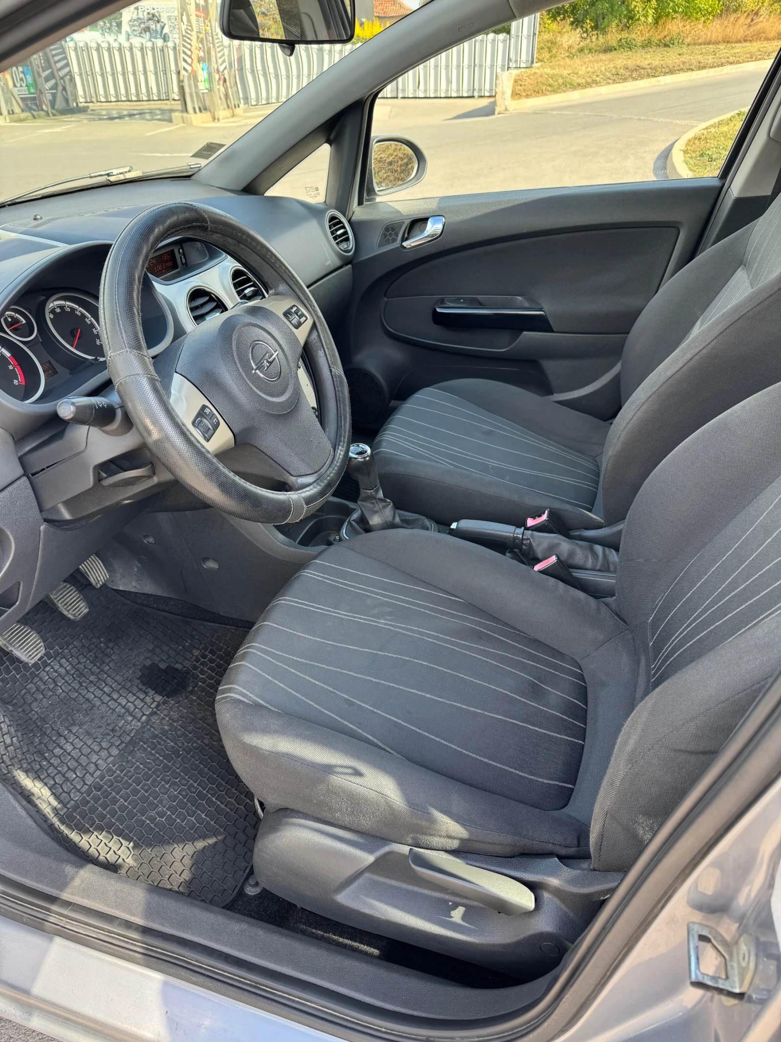 Opel Corsa 1.4 90.   | Mobile.bg   4