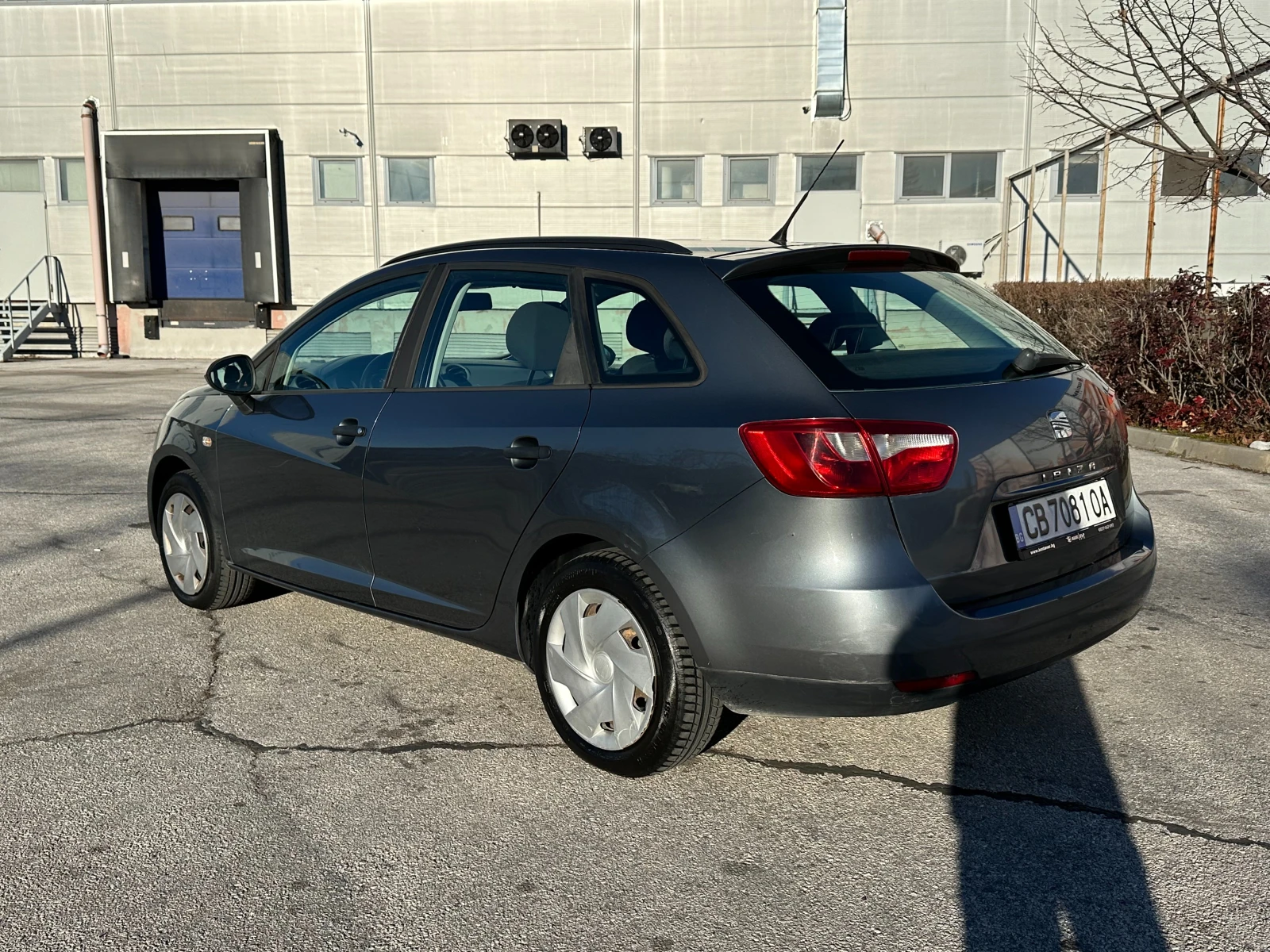 Seat Ibiza 1.2i 69 к.с.  - изображение 3