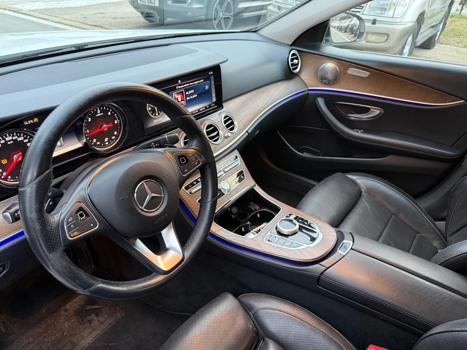 Mercedes-Benz E 220 | Mobile.bg � ����������� 12