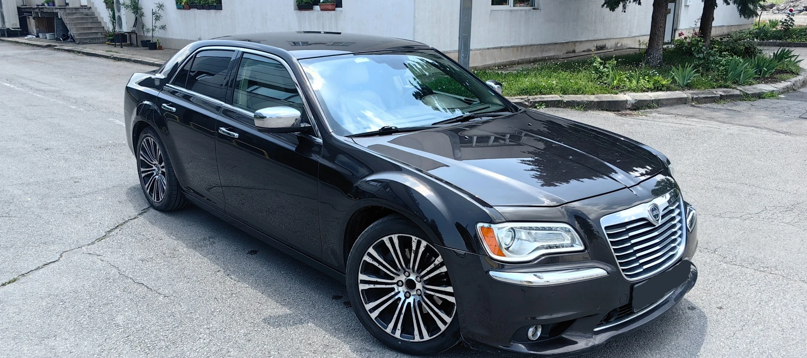 Lancia Thema, снимка 8 - Автомобили и джипове - 54490978