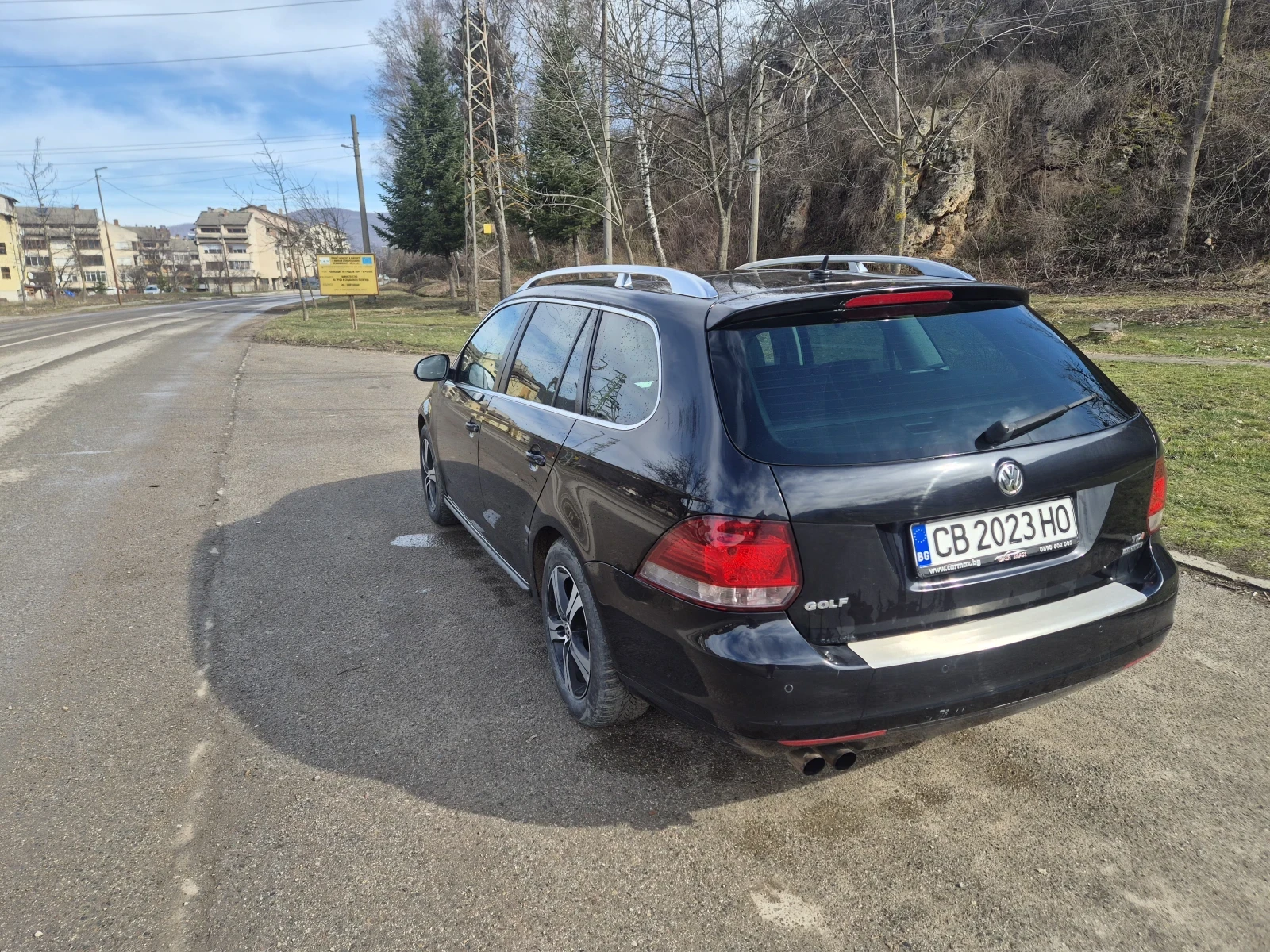 VW Golf 1.6 105k.s PANORAMA HIGHLINE 4MOTION, снимка 4 - Автомобили и джипове - 53863793