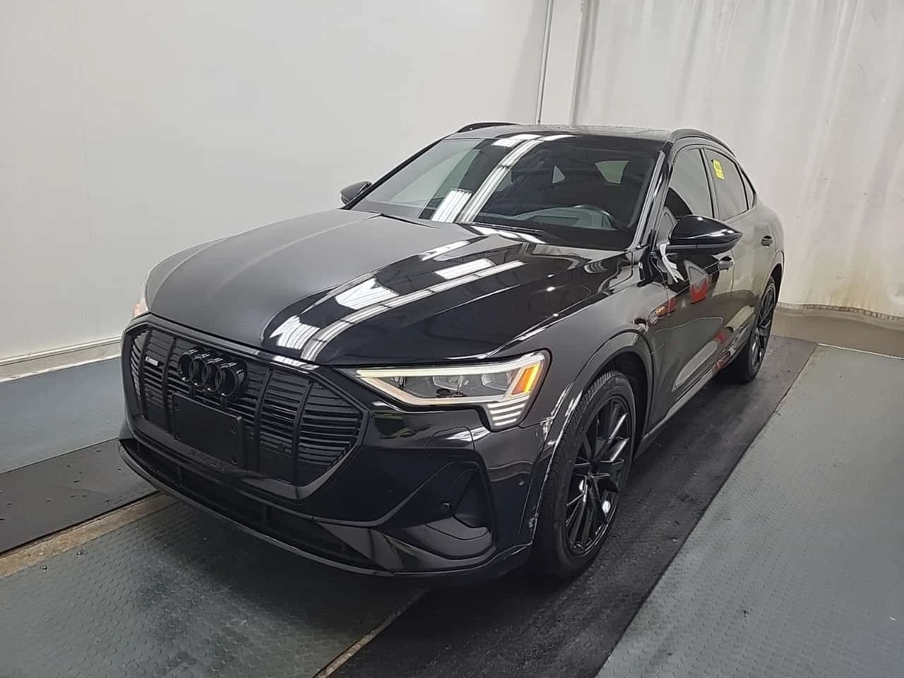 Audi E-Tron TECHNIK  CARFAX | Auto.bg — изображение 1