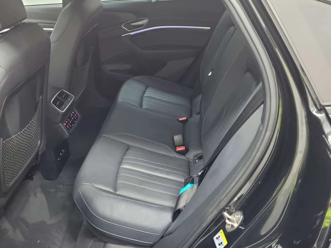 Audi E-Tron TECHNIK  CARFAX, снимка 12 - Автомобили и джипове - 54071963