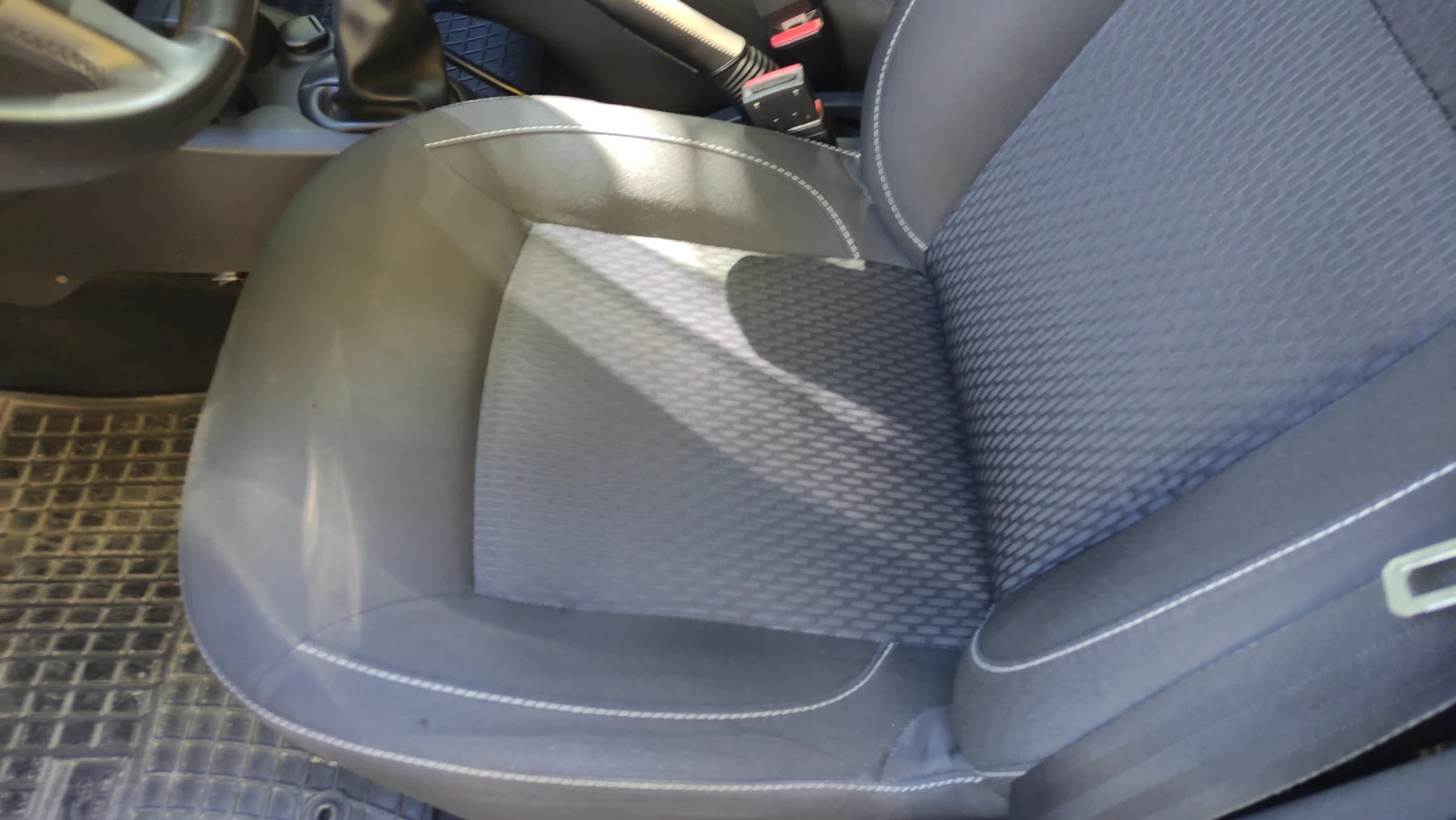 Dacia Logan, снимка 14 - Автомобили и джипове - 54202797