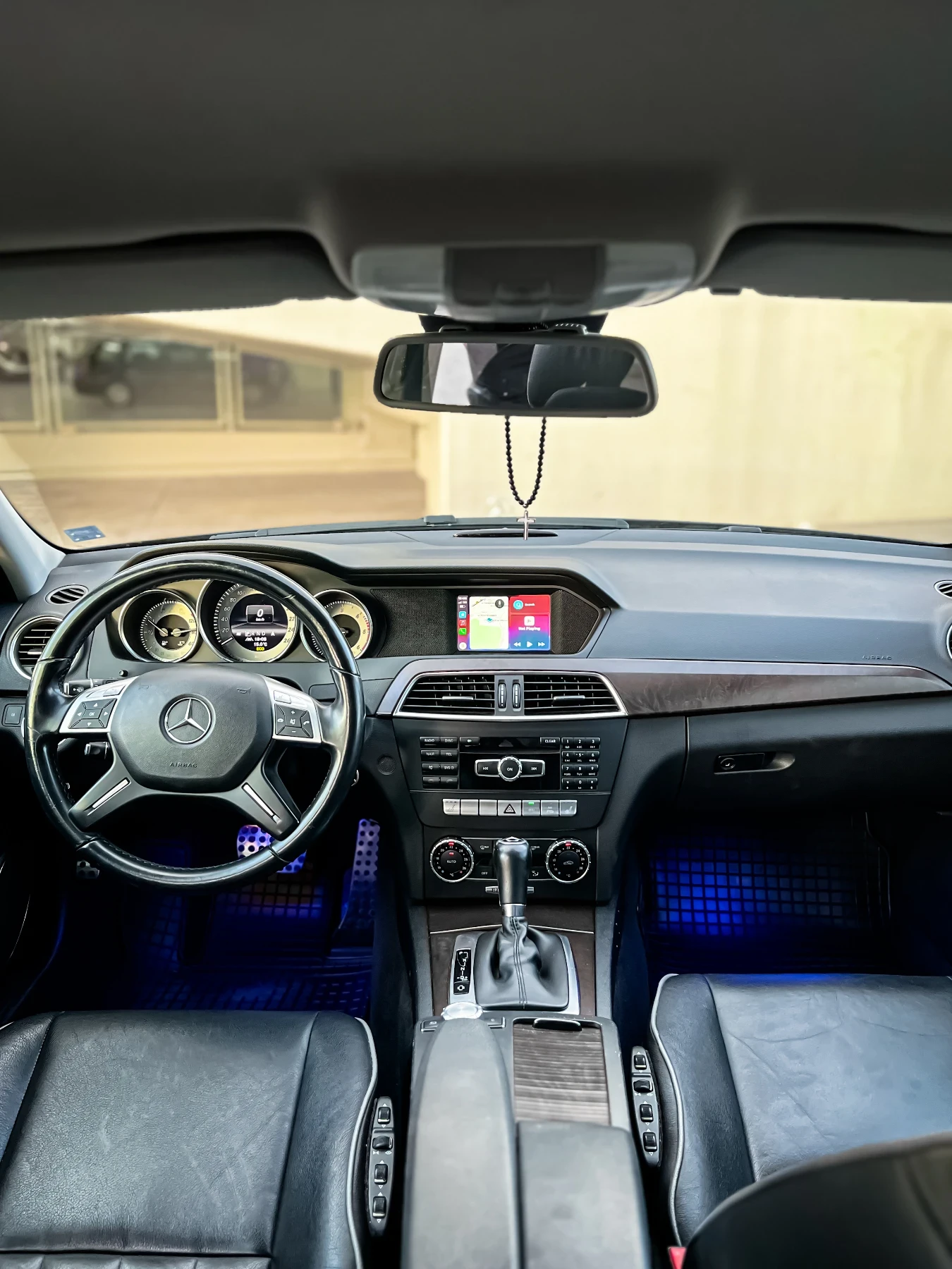 Mercedes-Benz C 220 C250 cdi #EXCLUSIVE#MULTIBEAM#HARANKARDON, снимка 7 - Автомобили и джипове - 54216073