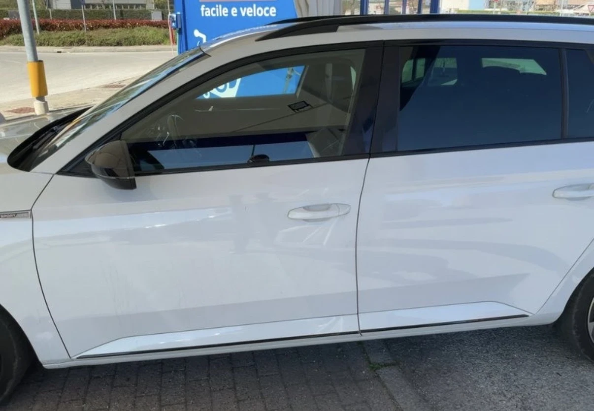 Skoda Superb SPORTLINE ОЧАКВАН ВНОС, снимка 5 - Автомобили и джипове - 54333215