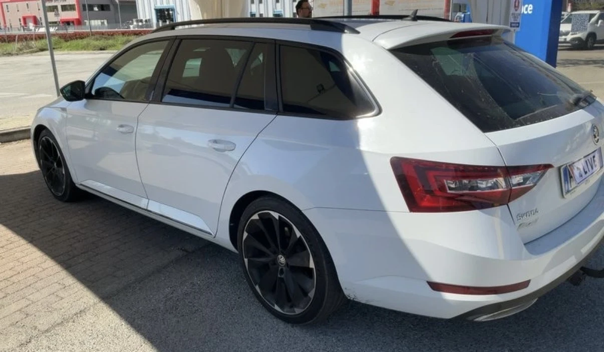 Skoda Superb SPORTLINE ОЧАКВАН ВНОС, снимка 8 - Автомобили и джипове - 54333215