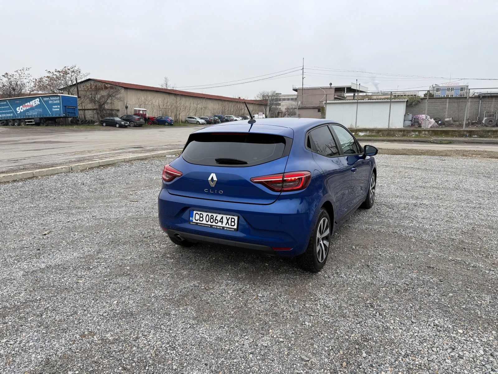 Renault Clio Лизинг! Гаранция до 2028г., снимка 3 - Автомобили и джипове - 54517746
