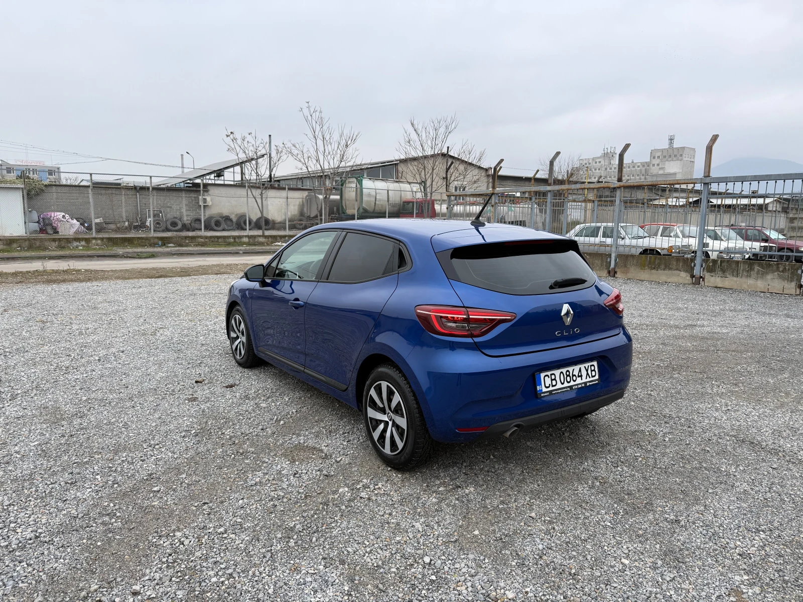 Renault Clio Лизинг! Гаранция до 2028г., снимка 2 - Автомобили и джипове - 54517746