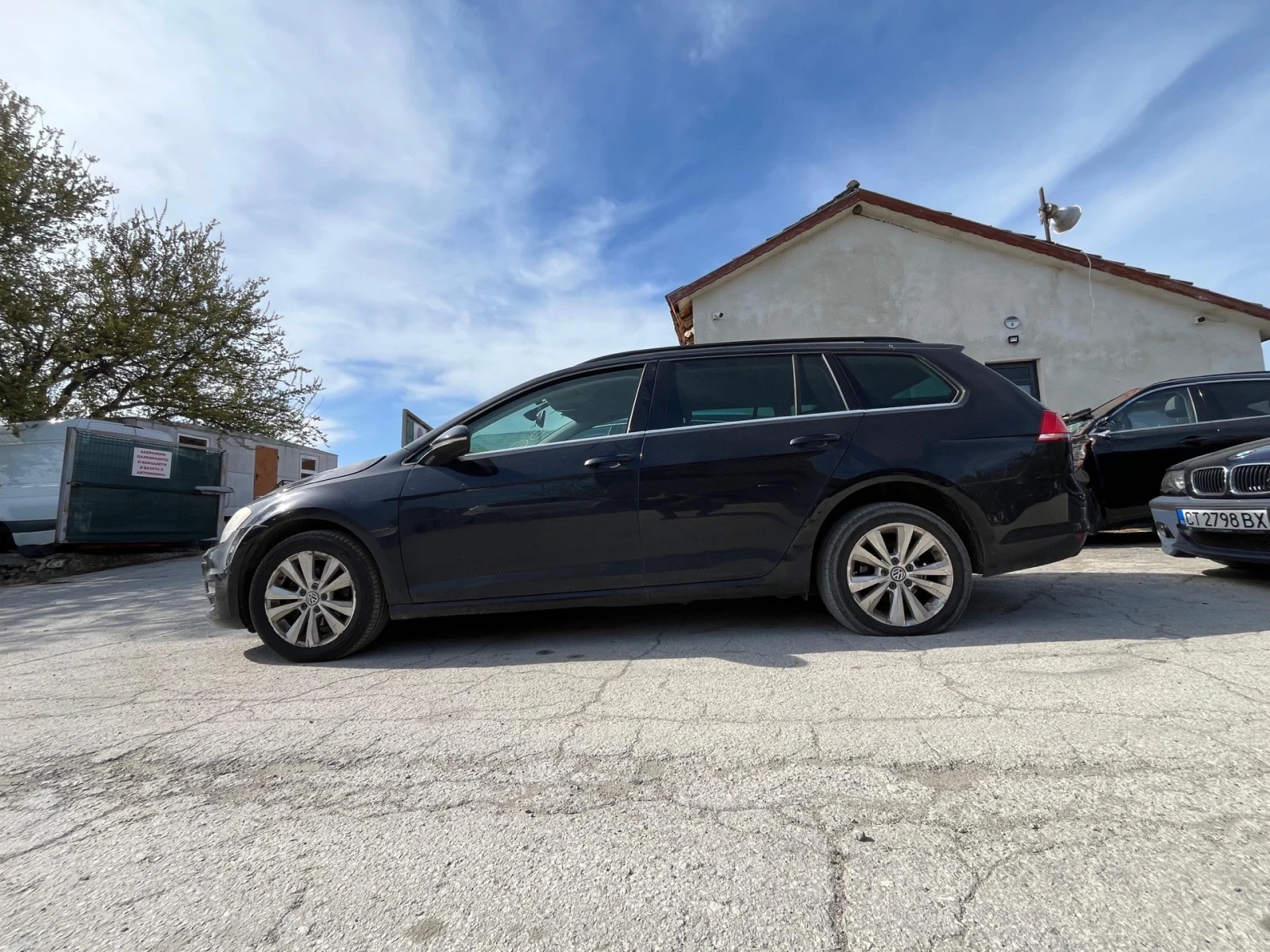 VW Golf 1.2tfsi автомат, снимка 5 - Автомобили и джипове - 54623322