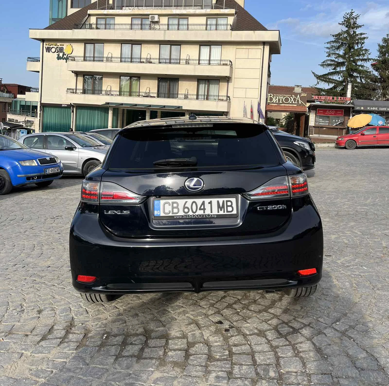 Lexus CT 200h, снимка 4 - Автомобили и джипове - 54702317