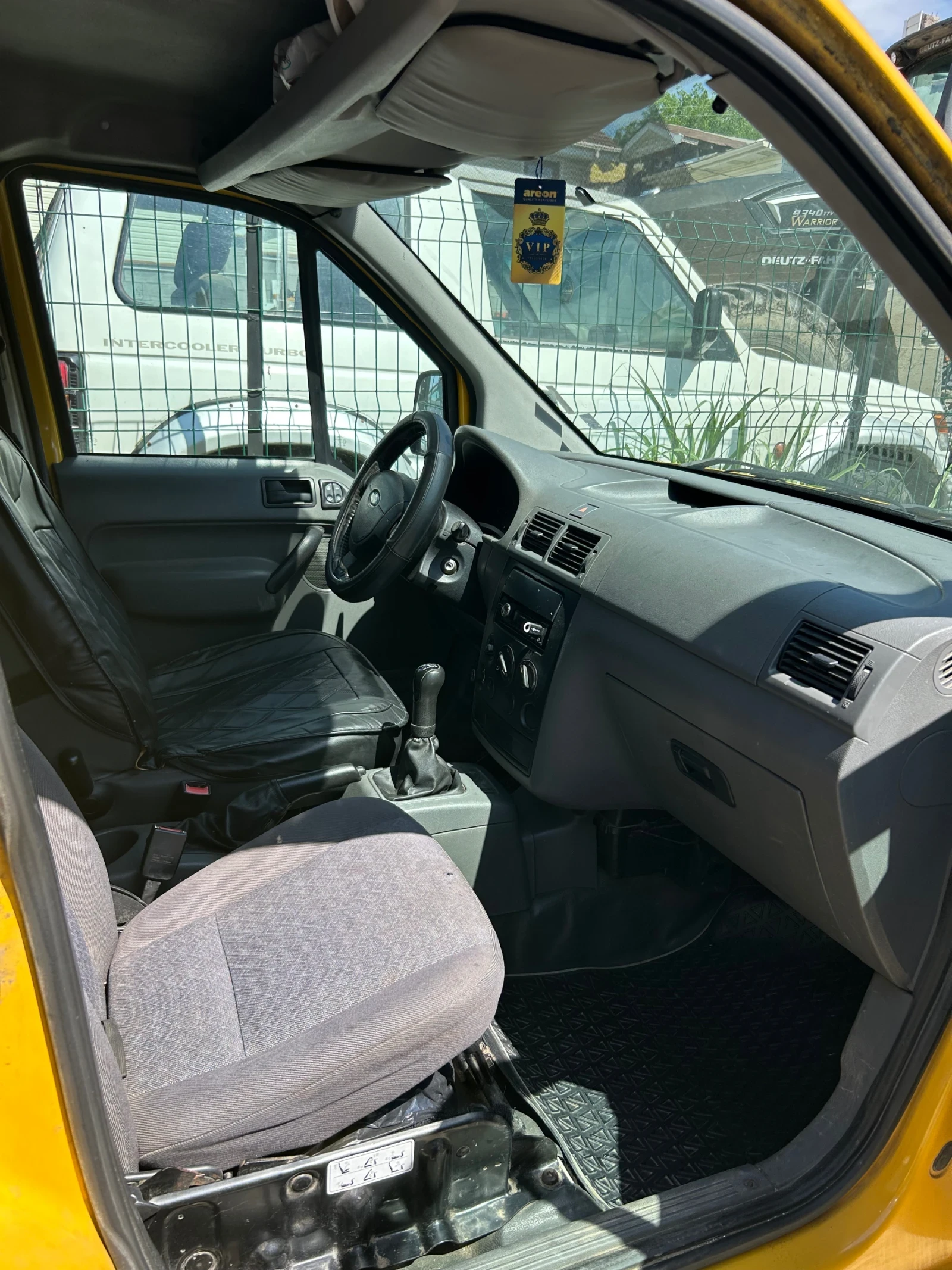 Ford Connect, снимка 13 - Автомобили и джипове - 54730816