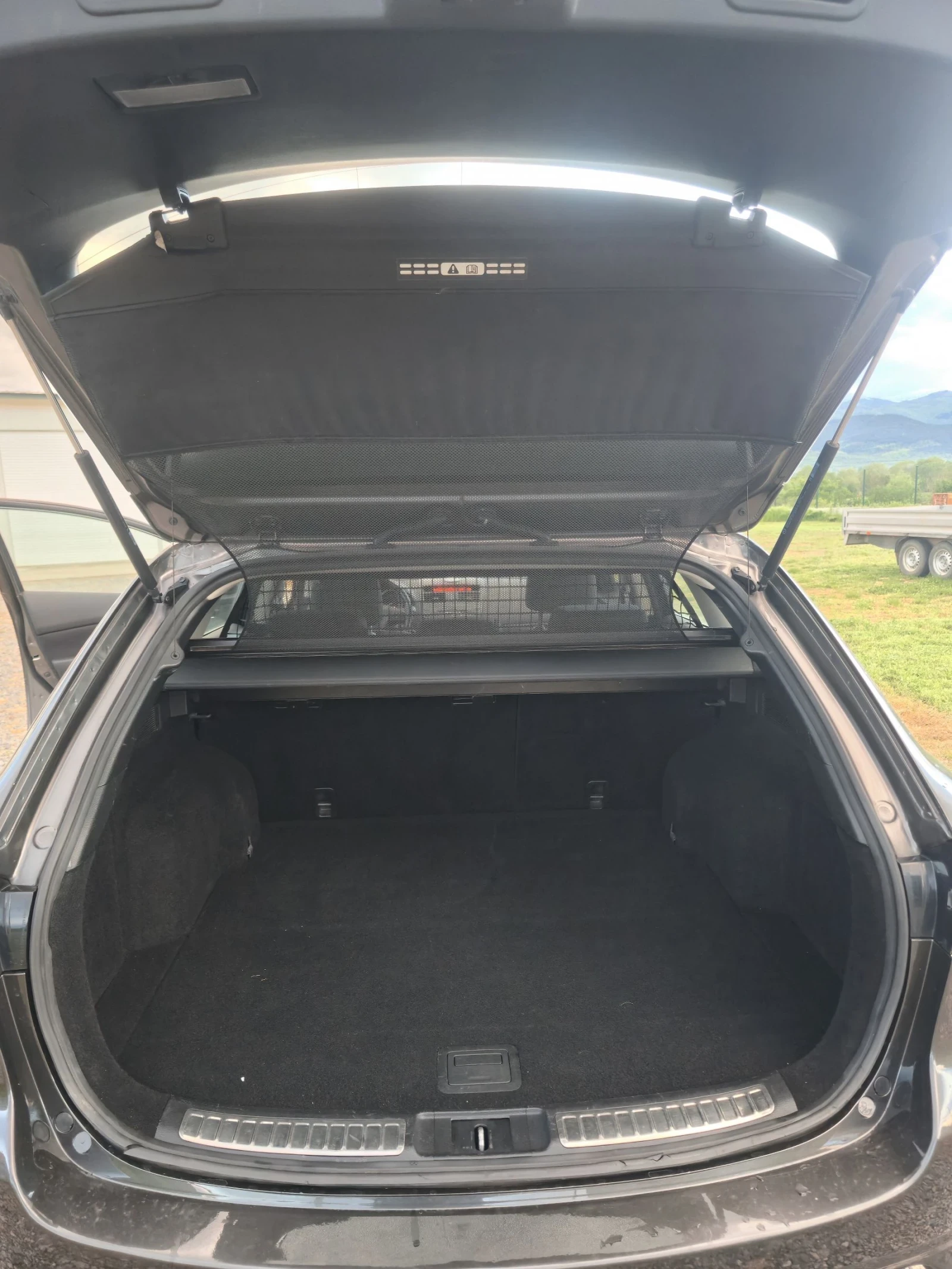 Mazda 6 2.0, снимка 10 - Автомобили и джипове - 54736282