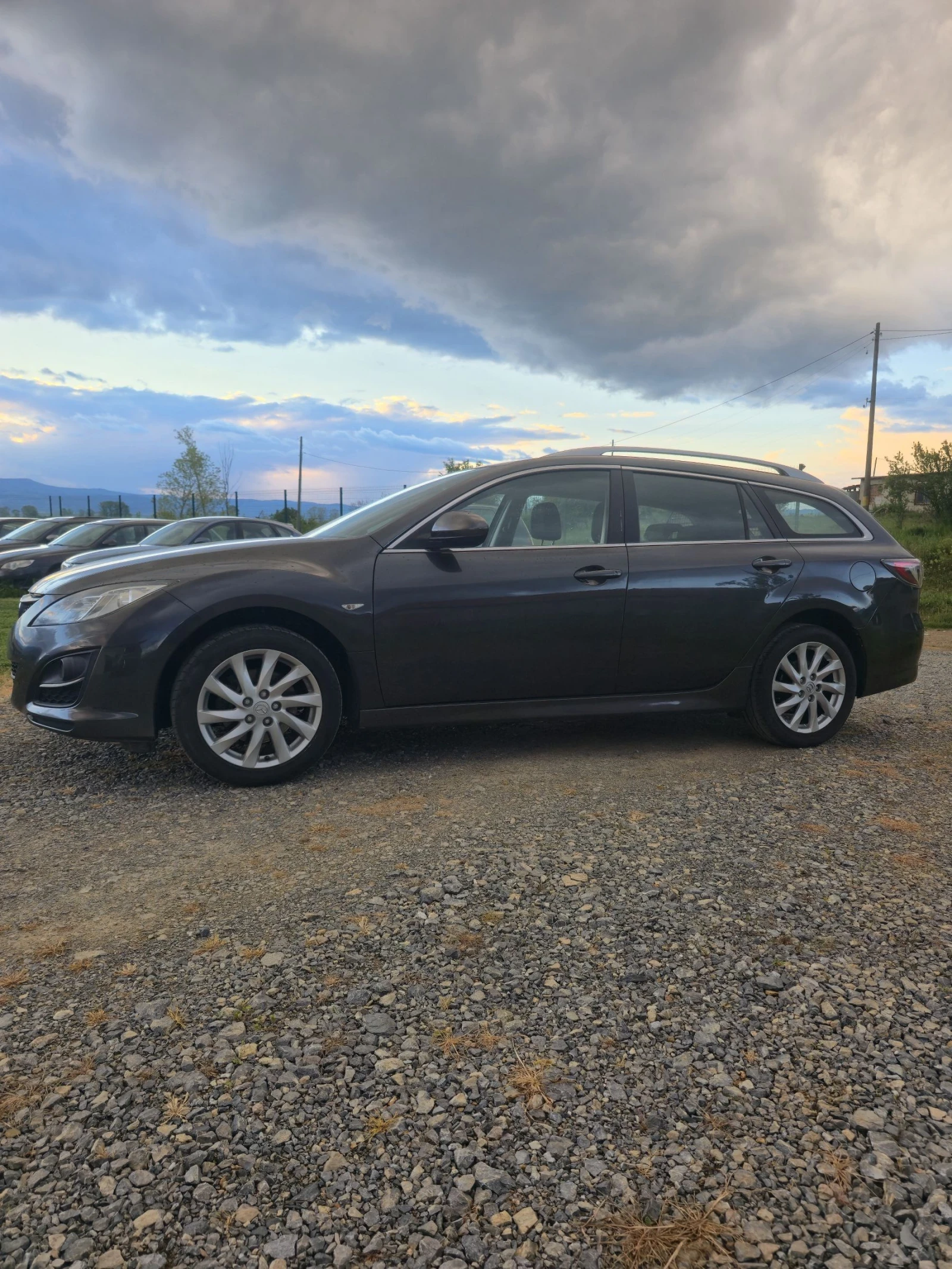Mazda 6 2.0, снимка 2 - Автомобили и джипове - 54736282