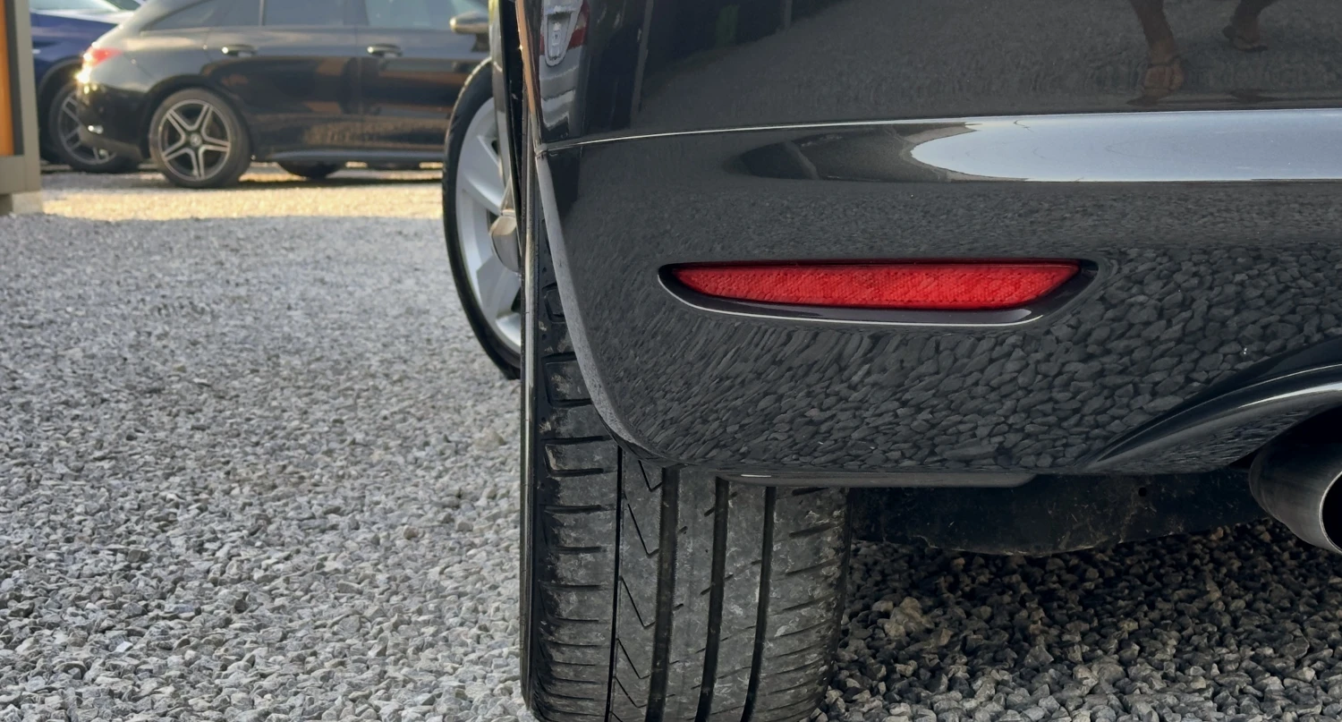VW Scirocco 2.0TDi Autom.Navi Подгрев Xenon, снимка 17 - Автомобили и джипове - 54852934