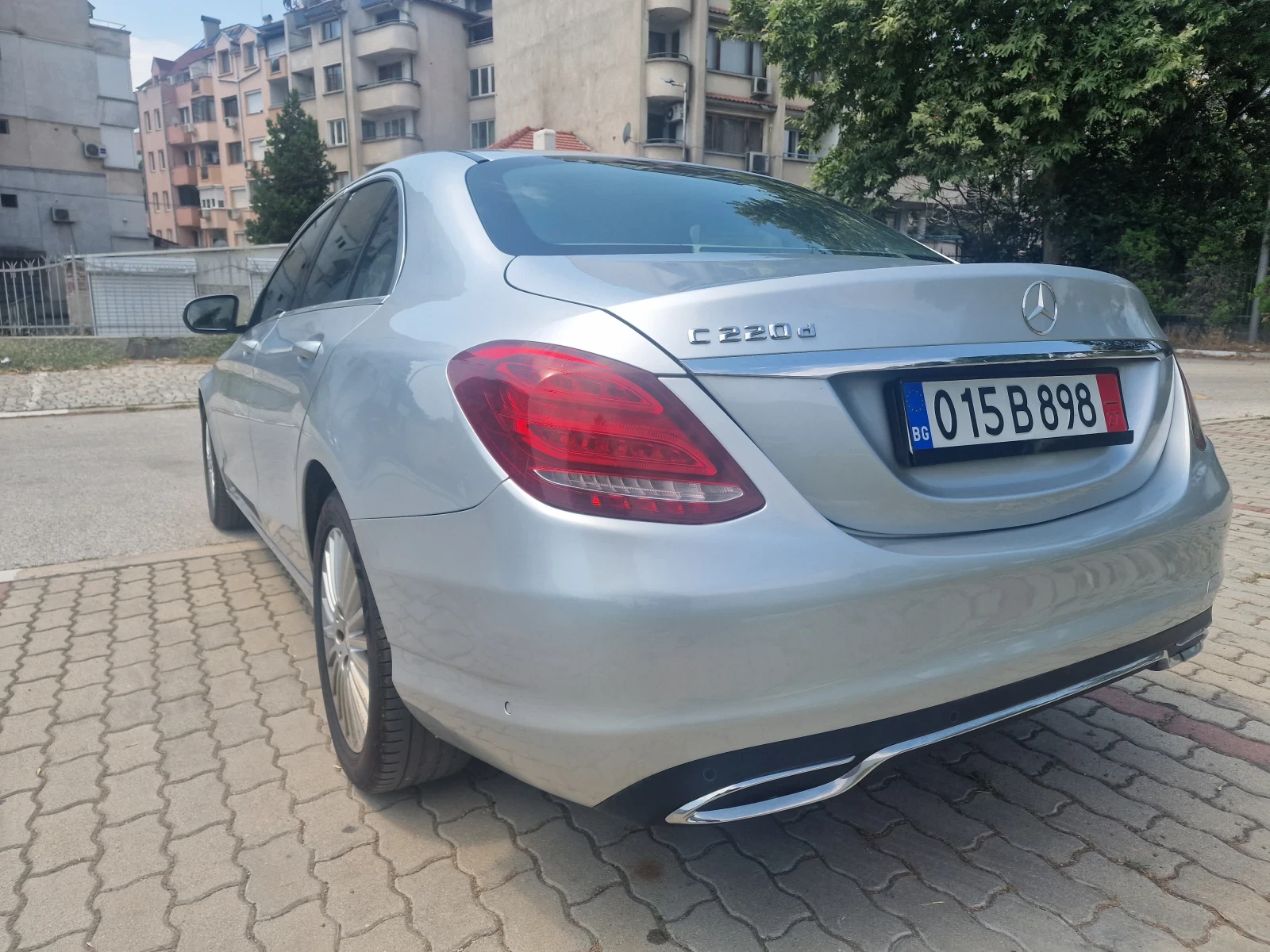 Mercedes-Benz C 220, снимка 6 - Автомобили и джипове - 54879931