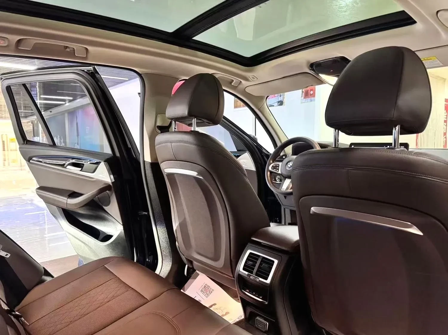 BMW iX3 | ЗАДНА КАМЕРА | ПАНОРАМА | , снимка 8 - Автомобили и джипове - 55536899
