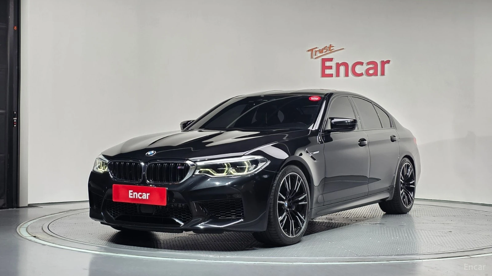 BMW M5 HUD* 360* КОЖА* НАВИ* ПАНО* АВТОКРЕДИТ